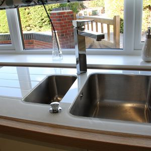 contemporary-kitchen-sink