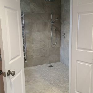 luxury-shower-wet-room