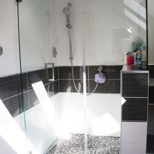 master-bed-ensuite-shower