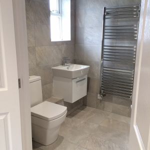 new-luxury-bathroom